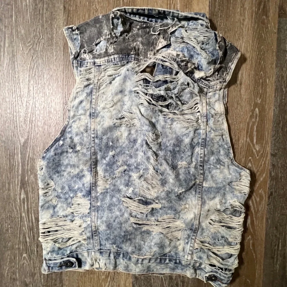 Carbon Denim Vest Mens XL Blue Acid Wash Distressed Shredded Trucker Jacket